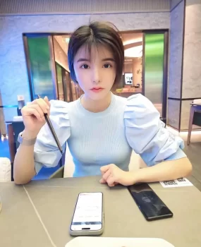 [朝阳区] 北京文静美人淫水湿床单，清纯可爱情人系