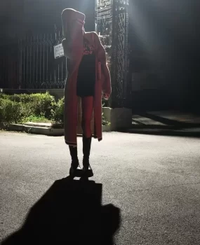 南方商城附近，鸡头，手下有18-20兼职学生