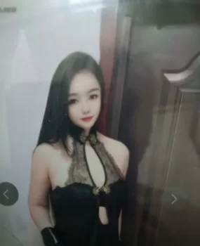 小萝莉真刺激二弟有福了