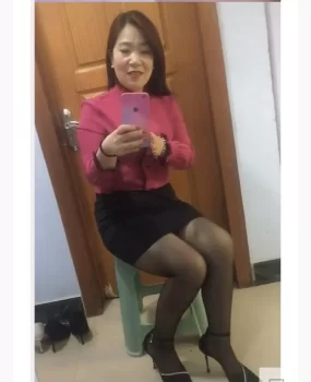 微信加不上，电话男的接的