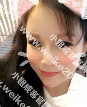 中街附近泻火快餐小姐姐