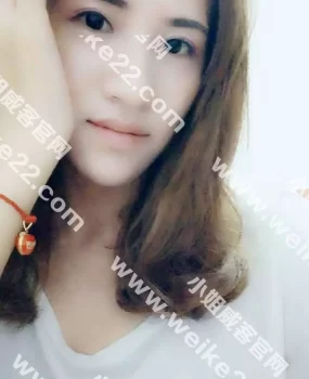 包夜炮打风骚身材好的妹纸