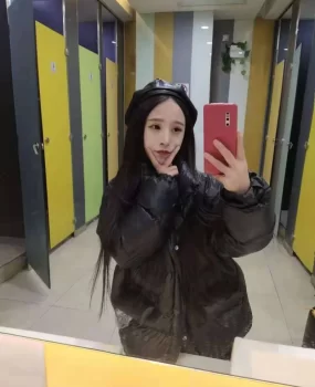 小萝莉，水多粉嫩，性价比巨高